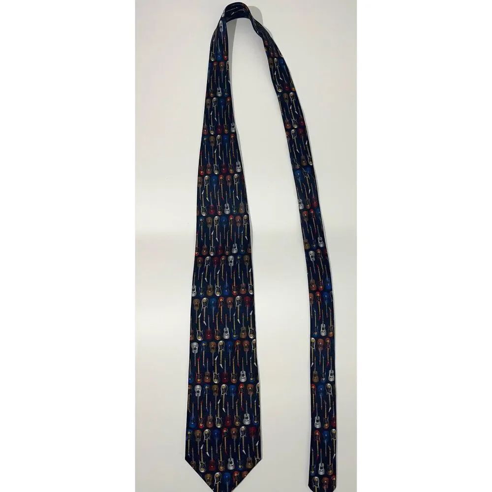 Addiction tie  - Picture 2 of 4